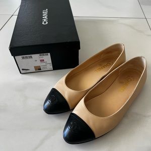 Chanel classic ballet flats